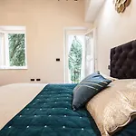 Historic Center Luxury Apartment