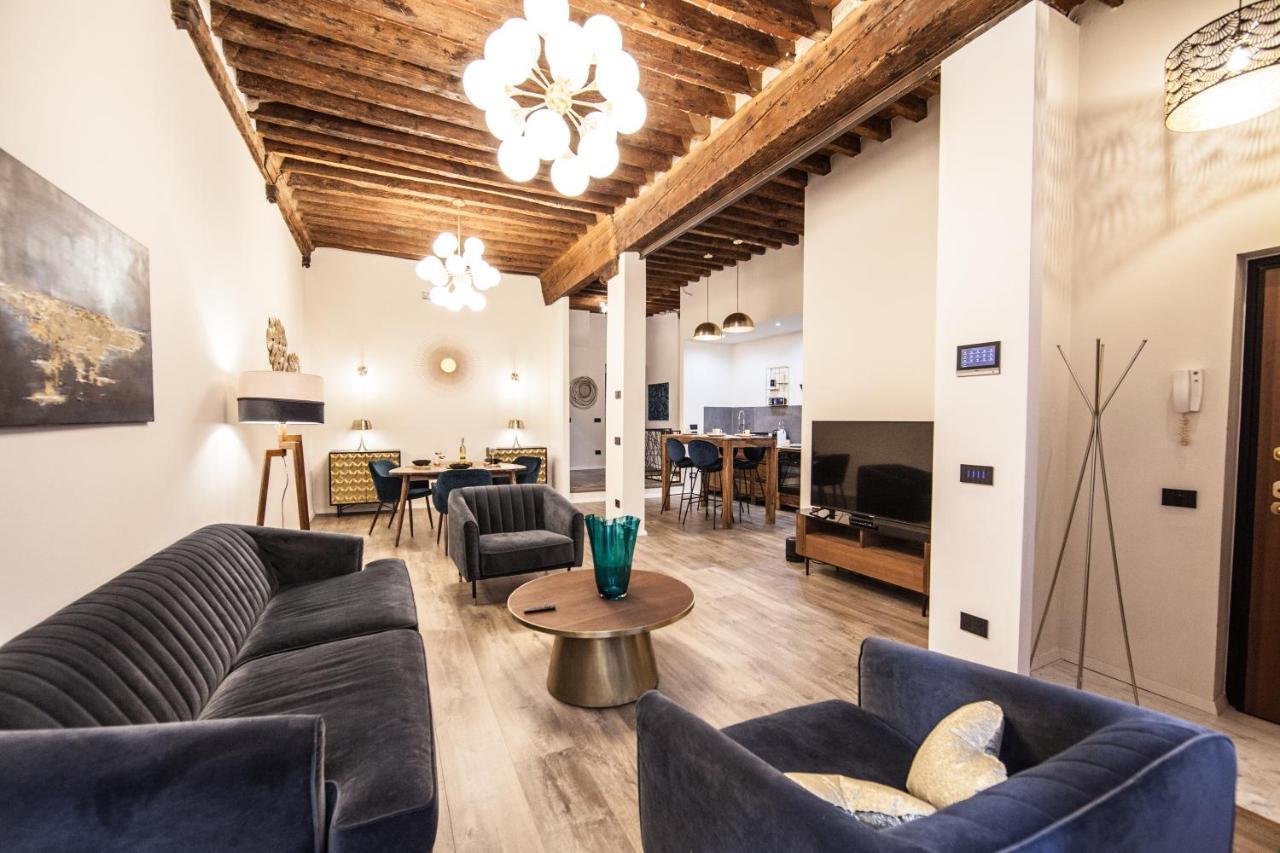 Apartment Historic Center Luxury Lucca